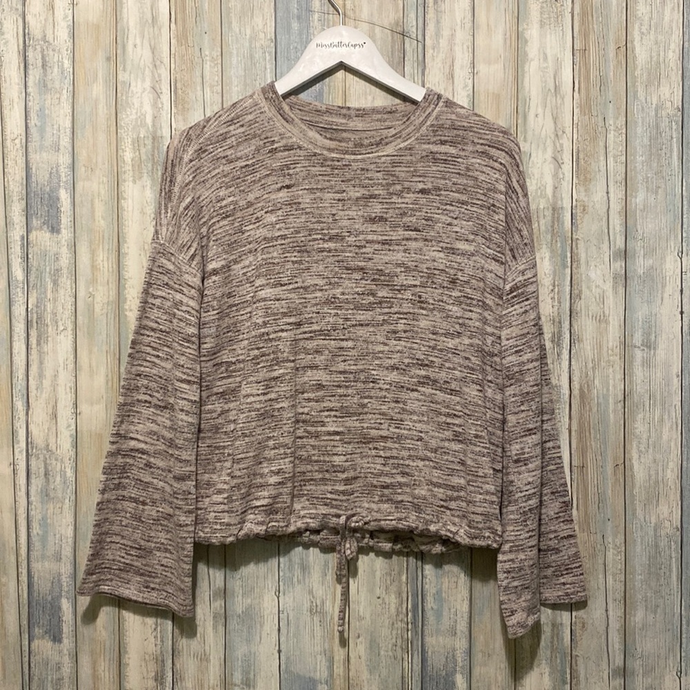 Aerie Earthy around Neck Knit Long sleeve drawcord waist sweater | XS - Picture 2 of 11